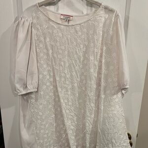 ANDREE BY UNIT White Embroidered Puff-Sleeve Blouse
